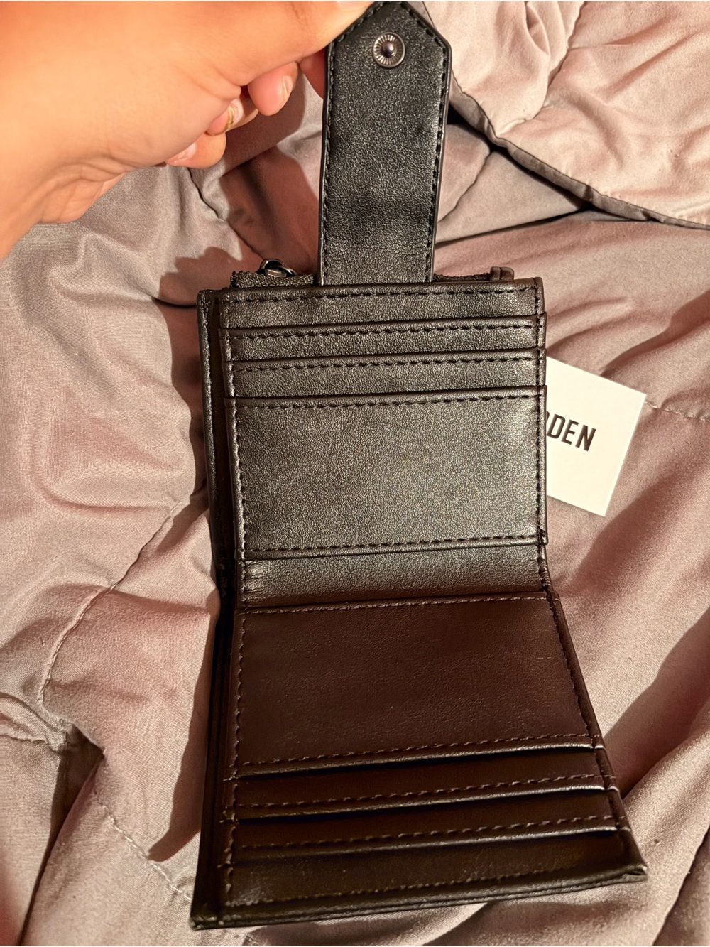 Steve Madden Black Leather Card & Key Holder with SM Logo - Picture 2 of 3